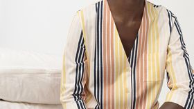 hessnatur Damen Schlafshirt aus Bio-Baumwolle - gelb - Größe 44