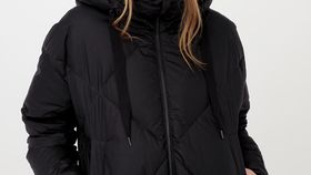 hessnatur Damen Leichte Daunenjacke Nature Shell mit Bio-Baumwolle - schwarz - Größe S