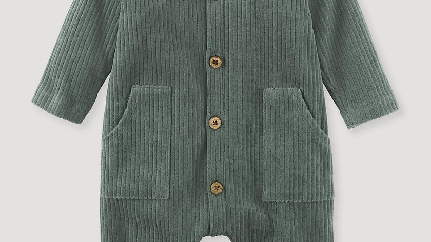 hessnatur Baby Jerseycord-Overall aus Bio-Baumwolle - grün - Größe 62/68