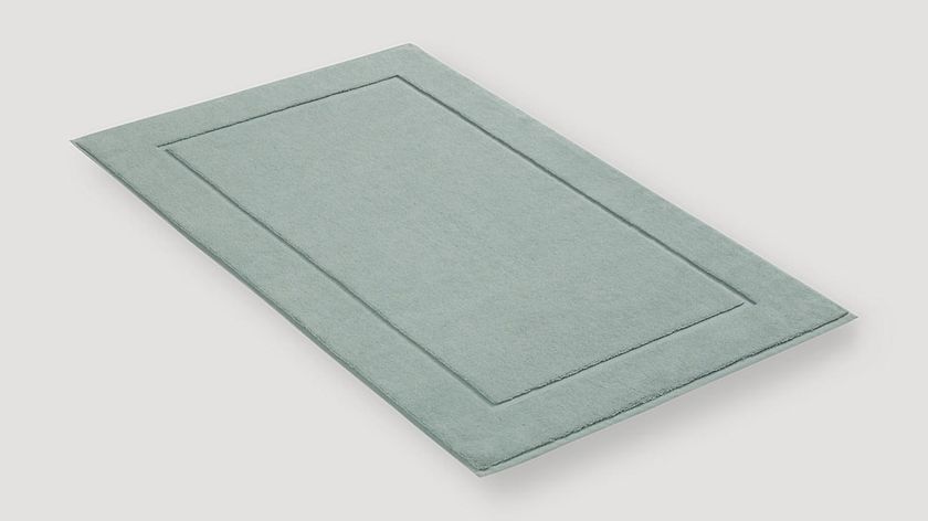 hessnatur Frottier-Badematte supersoft - grün - Größe 60x100 cm