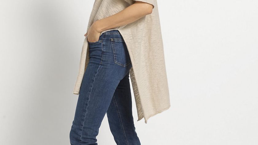 hessnatur Damen Poncho aus Bio-Baumwolle mit Kapok - natur - Größe 90x90 cm