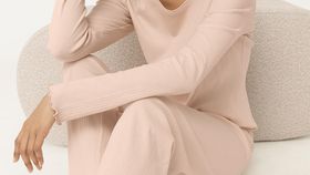 hessnatur Damen Pyjama aus Bio-Baumwolle - beige - Größe 38