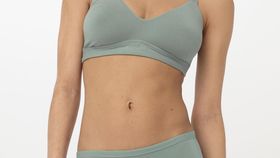 hessnatur Damen Panty Low Cut PURE BALANCE aus Bio-Baumwolle und Tencel™ Modal - grün - Größe 36