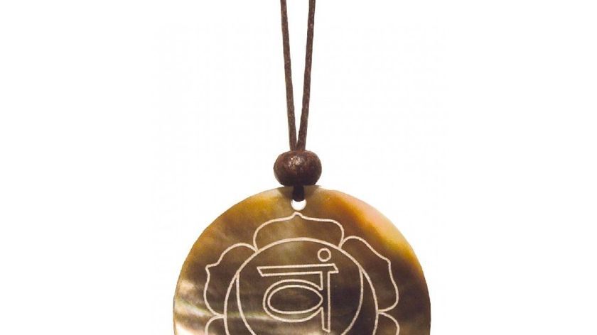 Muschelschmuck mit Gravur "Swadistanam Chakra" 4cm