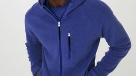 hessnatur Herren Fleece Jacke Kapuze Relaxed aus Bio-Baumwolle - blau - Größe 56