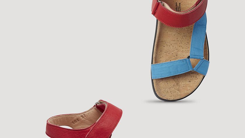 hessnatur Damen Upcycling Sandale im Trekking-Style - blau - Größe 40
