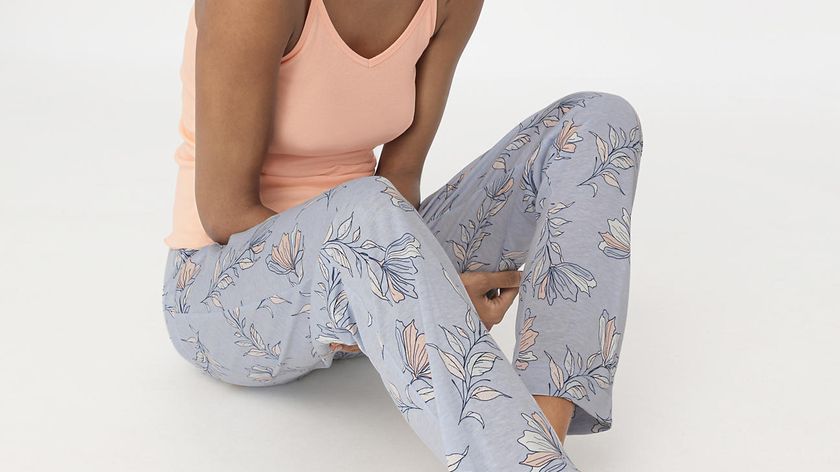 hessnatur Damen Schlafhose Regular PURE COTTON aus Bio-Baumwolle - blau - Größe 48