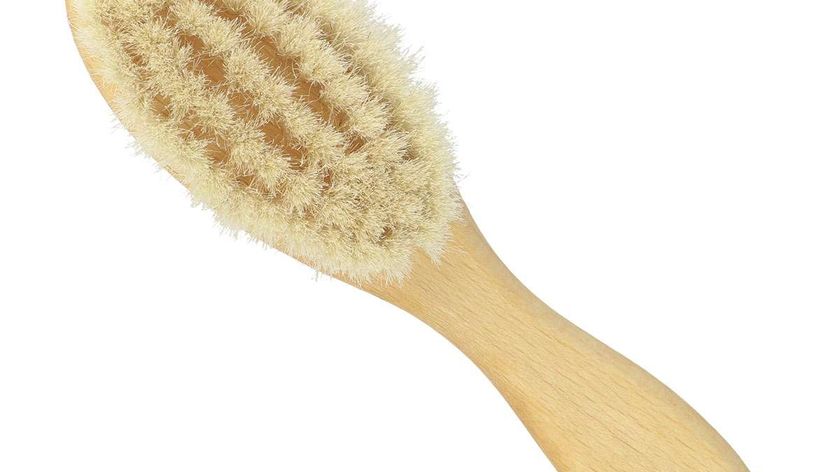 Sanfte Baby-Ziegenhaar-Bürste ? natürliche, weiche Pflege