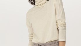 hessnatur Damen Rollkragen-Shirt aus Bio-Baumwolle - natur - Größe 44