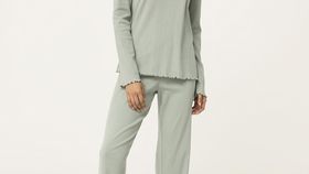 hessnatur Damen Pyjama aus Bio-Baumwolle - grün - Größe 38