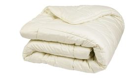 Hochwertige PureNature Schurwolldecke für höchsten Schlafkomfort
