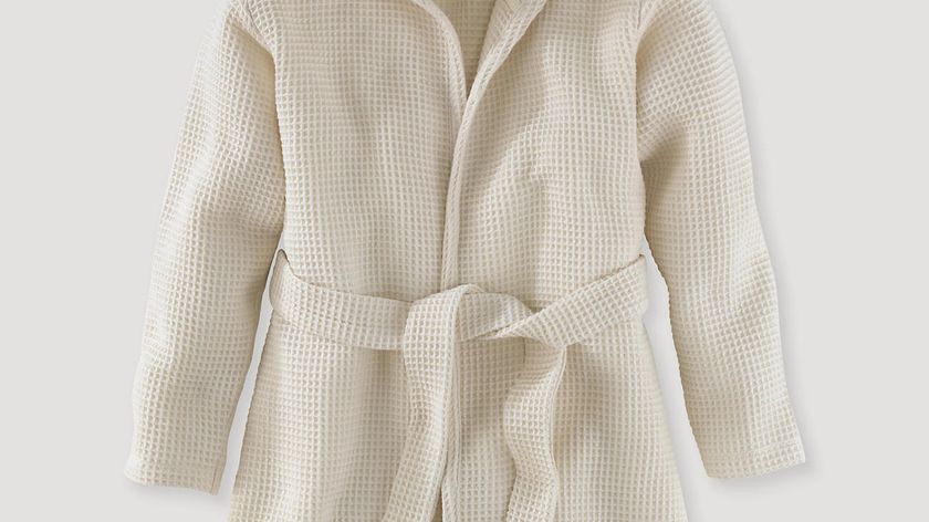 hessnatur Baby Bademantel aus Bio-Baumwolle - beige - Größe 146/152