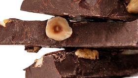 Schokostücke Zartbitterschokolade Haselnuss-Zimtapfel Chips