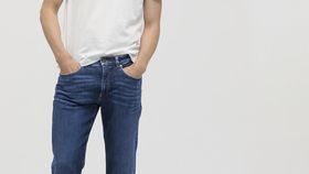 hessnatur Herren Jeans Ben Straight Fit aus Bio-Denim - blau - Größe 31/30