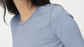 hessnatur Damen Softrib Shirt Slim aus Bio-Baumwolle und TENCEL™ Modal - blau - Größe 42