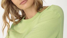 hessnatur Damen Heavy Shirt Oversize aus Bio-Baumwolle - grün - Größe 40