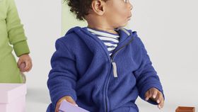 hessnatur Baby Fleece Overall Regular aus Bio-Baumwolle - blau - Größe 74/80