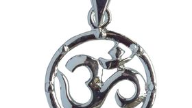 Anhänger "Om Circle" Silber 925 1,5cm, 1,5g.