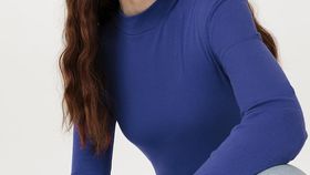 hessnatur Damen Softrib Langarmshirt Slim aus Bio-Baumwolle und TENCEL™ Modal - blau - Größe 38