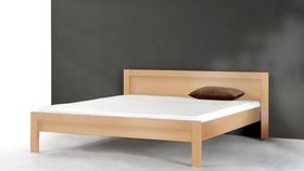 Bett mit Rückenlehne - Nido Wood - Coburger Werkstätten