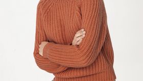 hessnatur Damen Pullover Relaxed aus Bio-Baumwolle und Bio-Merinowolle - orange - Größe XS