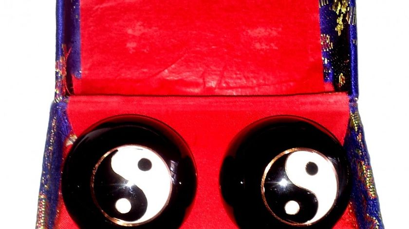 Qi Gong Kugel Yin Yang schwarz 40mm
