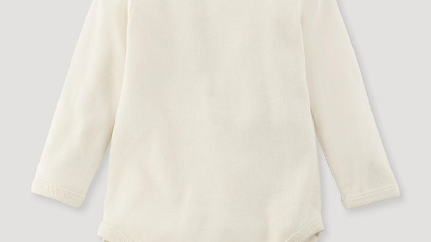 hessnatur Baby Langarmbody Slim aus Bio-Baumwolle - natur - Größe 62/68