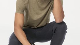 hessnatur Herren Shirt aus Leinen - beige - Größe 56