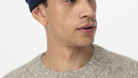 hessnatur BetterRecycling Strickmütze aus Bio-Merino - blau - Größe 1size