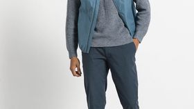 hessnatur Herren Chino Modern Fit aus Bio-Baumwolle mit Hanf - blau - Größe 56