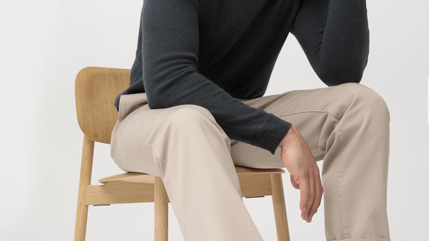hessnatur Herren Chino Ron Relaxed aus Bio-Baumwolle - grau - Größe 52